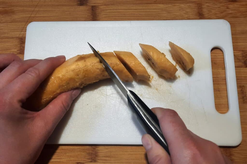 how-to-slice-sweet-plantain-knife-angle