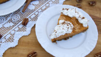 unique-Thanksgiving-pumpkin-chiffon-pie-garnished-with-whipped-cream